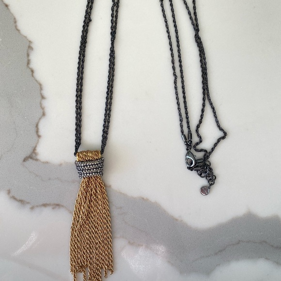 Stella and Dot tassel necklace - Picture 1 of 3